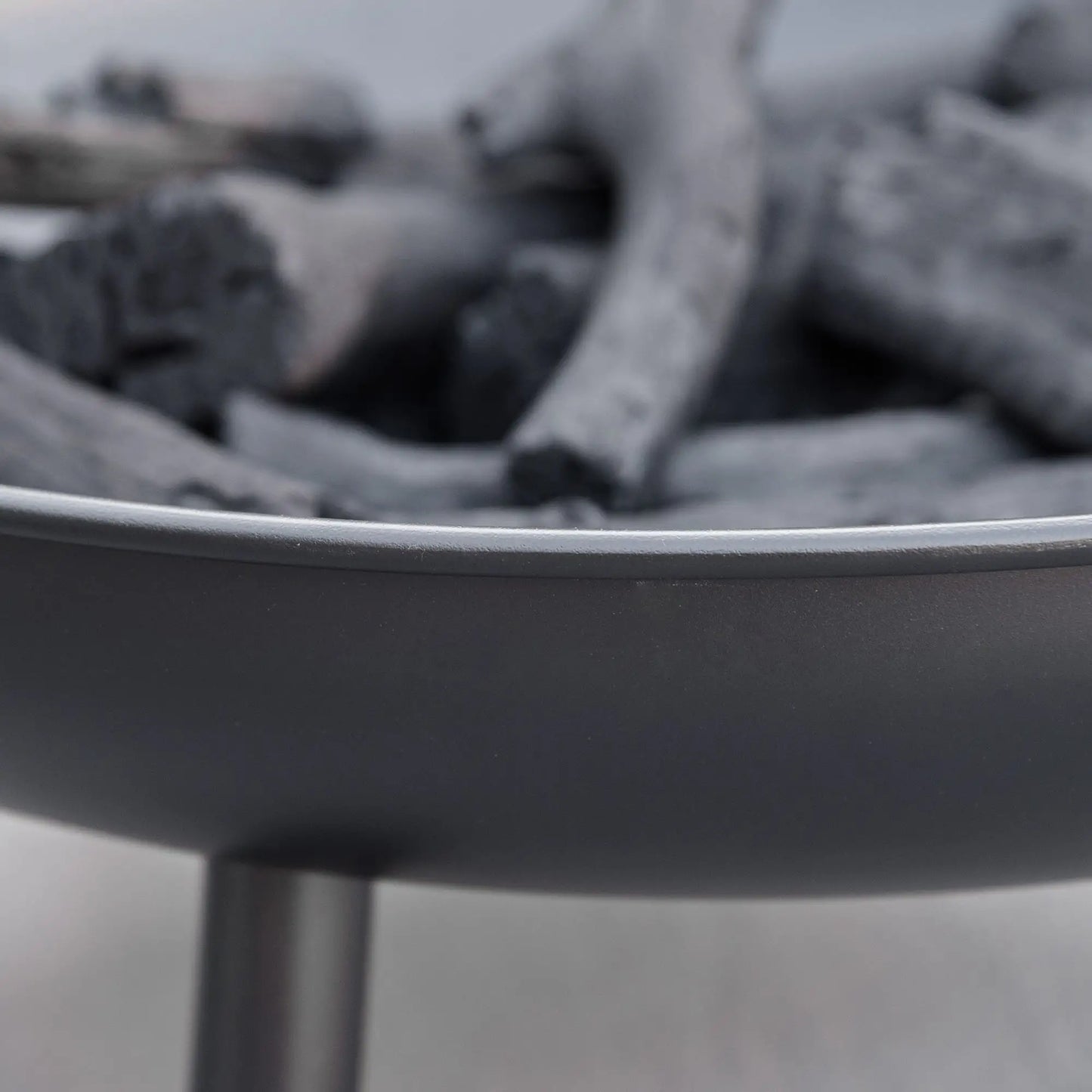 Portable Outdoor Round Metal Fire Pit